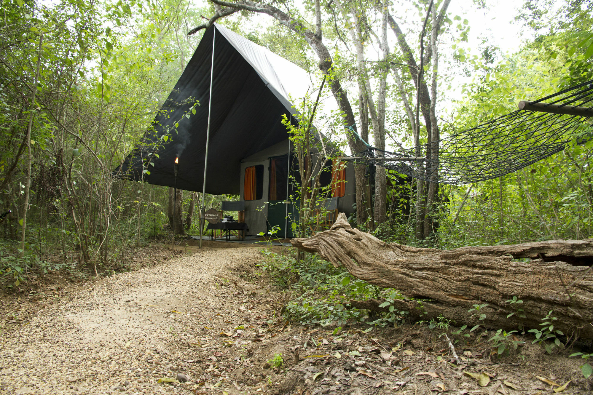 Mahoora Tented Safari Camp Udawalawe Esterno foto